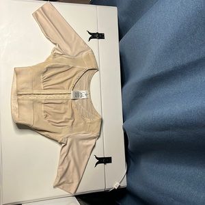 Sol beauty and care Hourglass Shaping Blouse - Covered Chest / Blusa Moldeadora